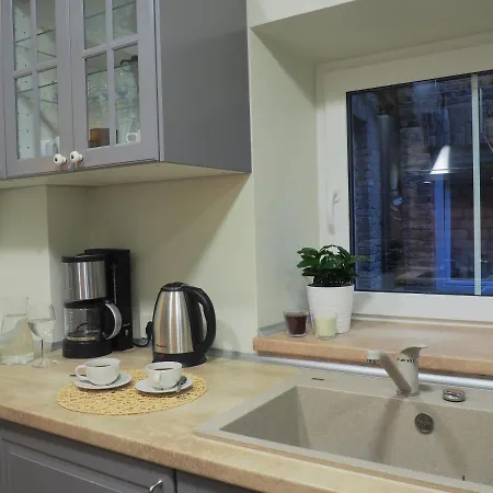 アパートホテル Emi 3*