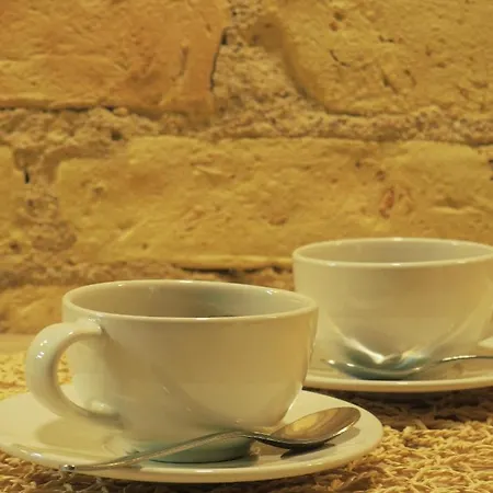 アパートホテル Emi 3*