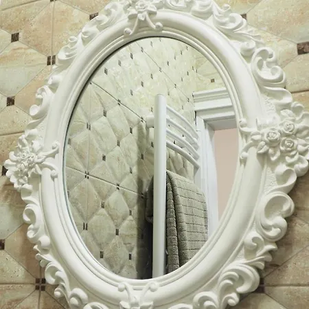 Emi アパートホテル 3*