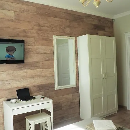 Aparthotel Emi 3*